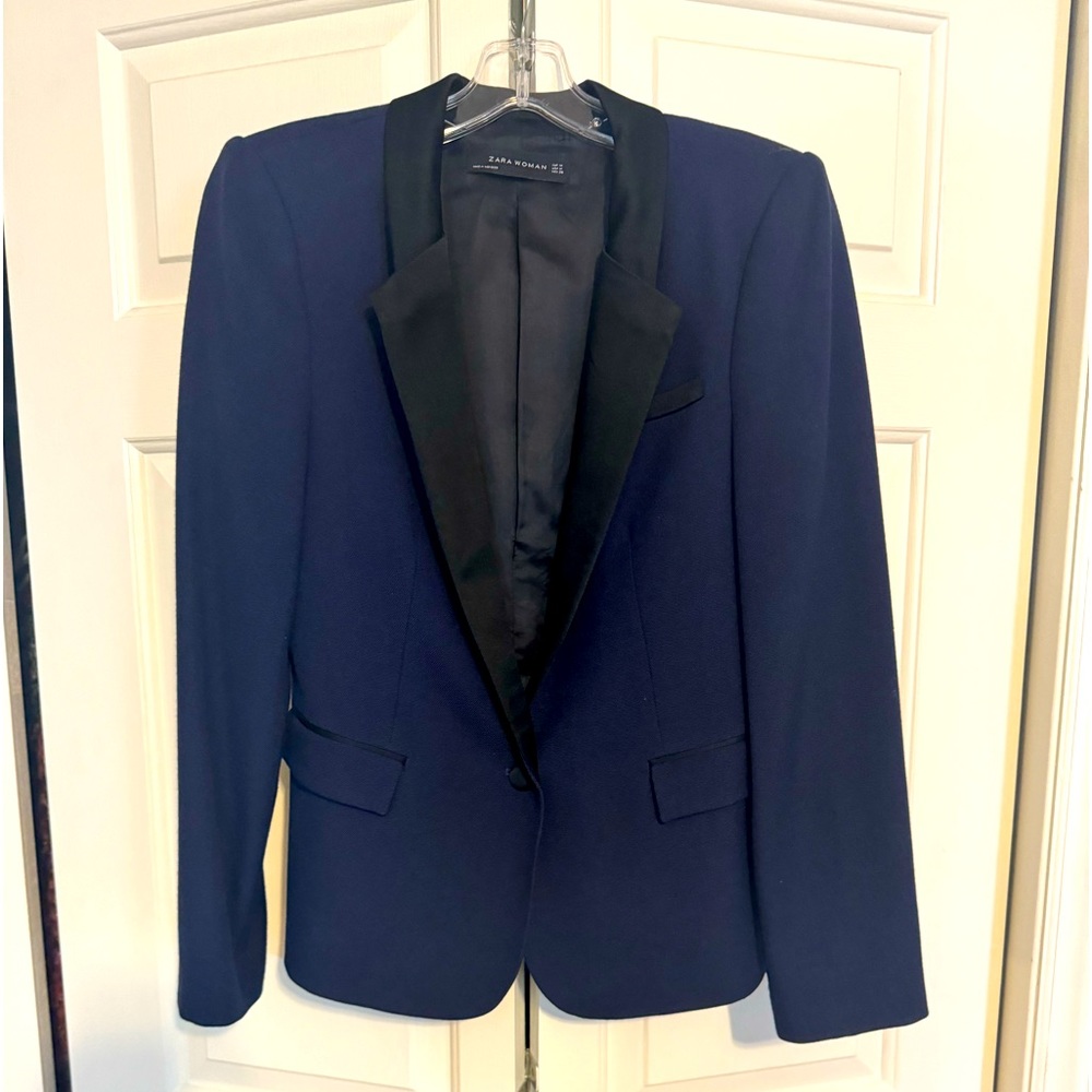 ZARA Woman Tuxedo Style Blazer